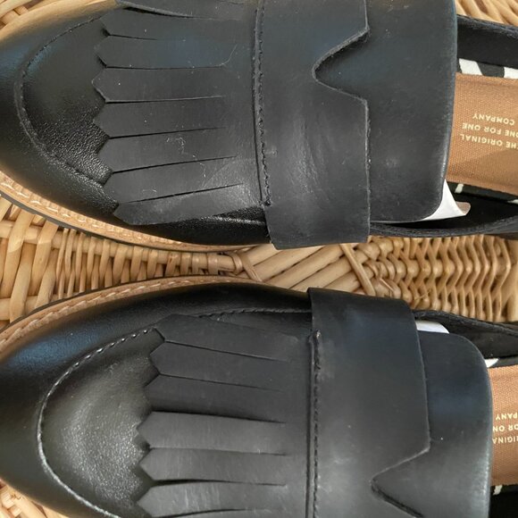 Toms Mallory Slip-on Black Leather Loafers - Picture 2 of 4